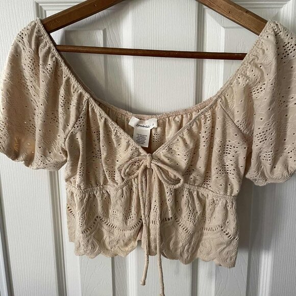 Urban Romantics Crop top - Picture 1 of 3